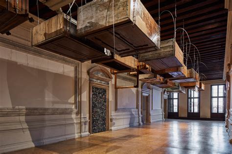 mostra kounellsi prada|Mostra Jannis Kounellis alla Fondazione Prada di Venezia.